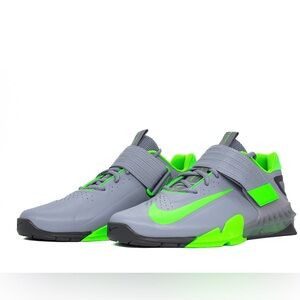Nike Savaleos Weightlifting Shoes NWOT Size 7 Strength Training